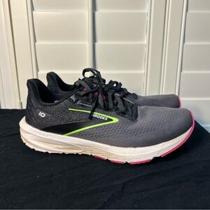 Brooks Launch 10 Women’s Running Shoes Size 9 Black Gray Green Pink Preowned
